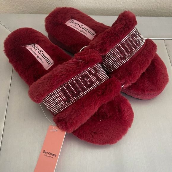 Juicy Couture Shoes - Juicy Couture Halo house Slippers bling Size 7 new